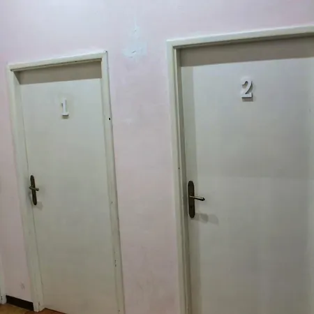 La Stazione #2 בית אירוח *